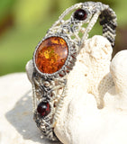 Amber bracelet, Macrame jewelry