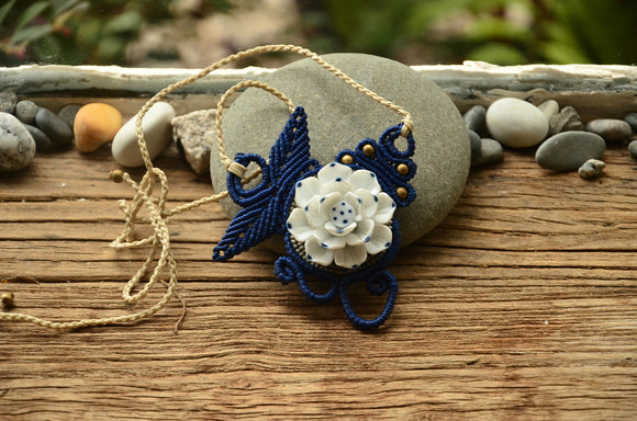 Lotus Flower Blue & White Ceramic Macrame Jewellery，   織途  ， Om Ethnic Handicraft , macrame