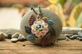 Flower Ceramic Macrame Jewellery，   織途  ， Om Ethnic Handicraft , macrame