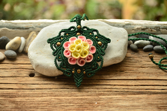 Tree of Life , Flower Ceramic Macrame Jewellery，   織途  ， Om Ethnic Handicraft , macrame