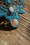 Sunstone, Moonstone & Labradorite Macrame Jewelry，   織途  ， Om Ethnic Handicraft , macrame