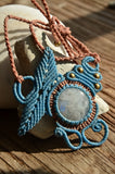Moonstone Macrame Jewelry，   織途  ， Om Ethnic Handicraft , macrame